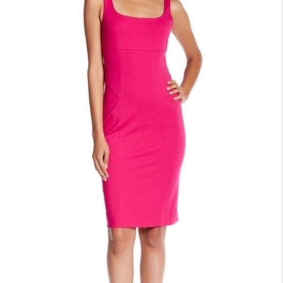 DVF MYLA Bodycon dress Sz. 6 in Dragon Fruit CLASSIC! *MSRP: $348+tax - Picture 1 of 9